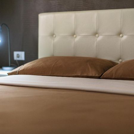 Zelen Lux Apartment Sutomore Bagian luar foto