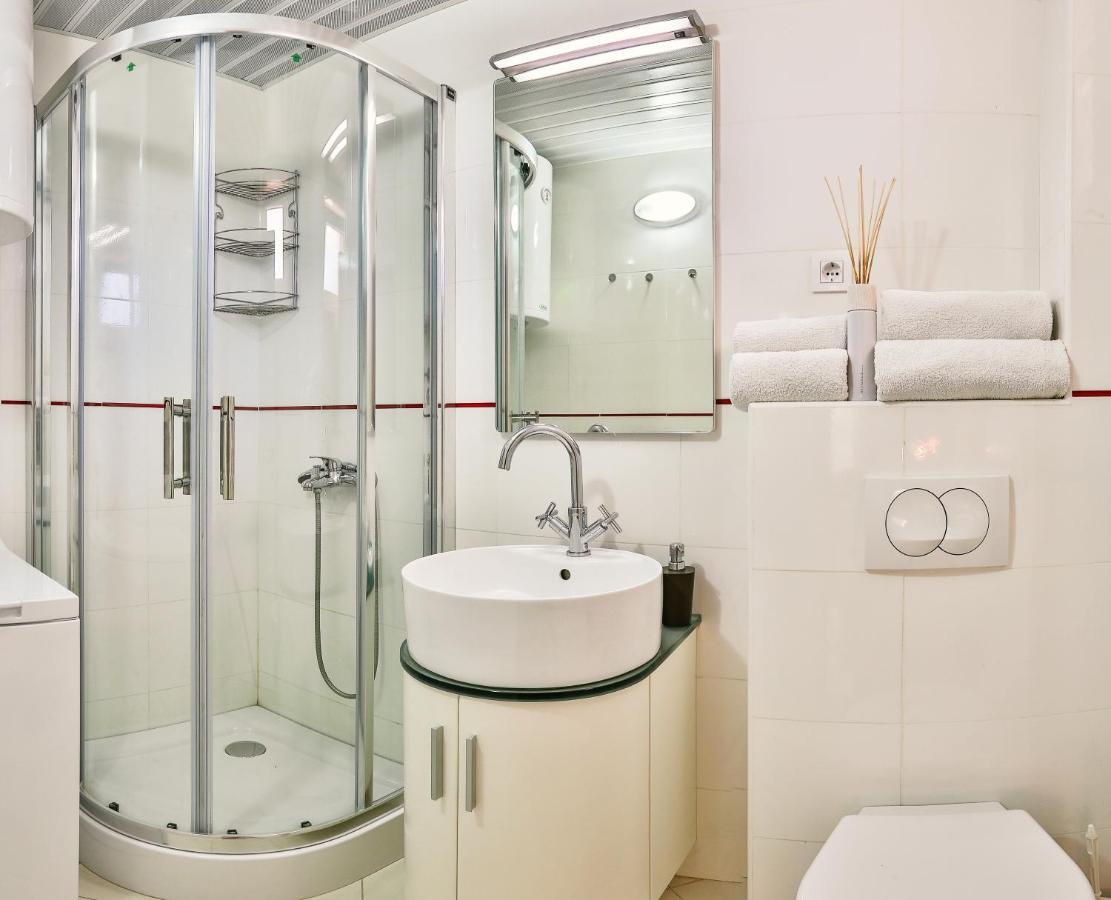 Zelen Lux Apartment Sutomore Bagian luar foto